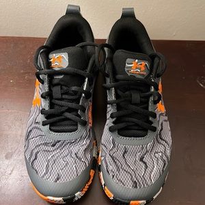 UnderArmour Mainshock sneakers